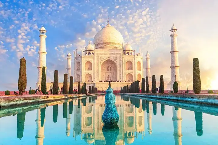 Taj Mahal: Lịch Sử, Kiến Trúc & Ý Nghĩa Biểu Tượng