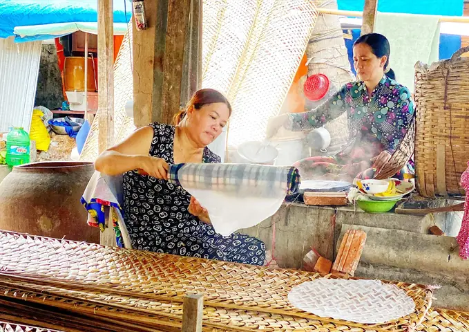 Khám Phá Làng Nghề Bánh Tráng Thuận Hưng – Di Sản Văn Hoá Tây Khám Phá Làng Nghề Bánh Tráng Thuận Hưng – Di Sản Văn Hoá Tây