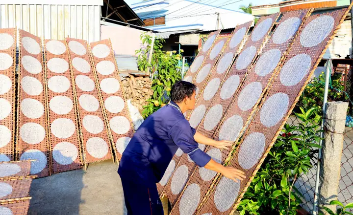 Khám Phá Làng Nghề Bánh Tráng Thuận Hưng – Di Sản Văn Hoá Tây Khám Phá Làng Nghề Bánh Tráng Thuận Hưng – Di Sản Văn Hoá Tây