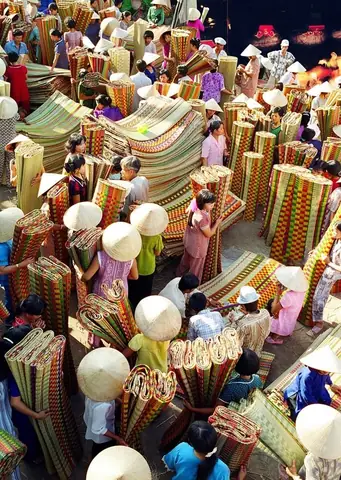 Khám Phá Làng Chiếu Định Yên – Di Sản Chiếu Truyền Thống Việt Nam