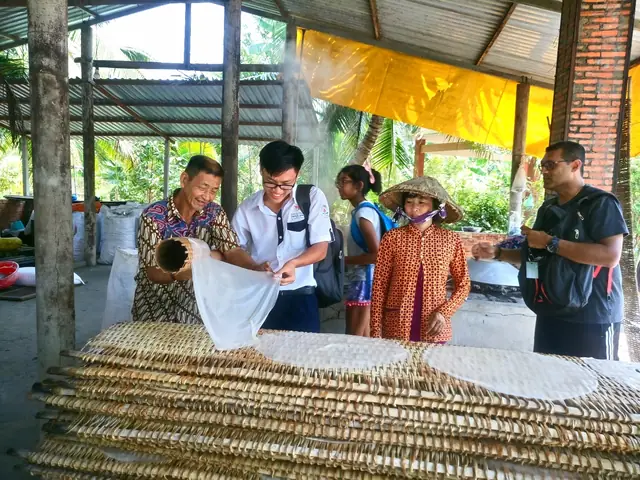 Làng Nghề Hủ Tiếu Cần Thơ: Hành Trình Giữ Hồn Ẩm Thực Miền Tây