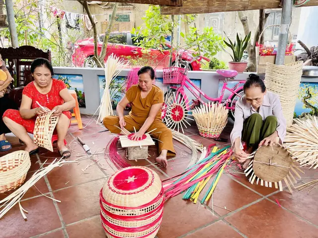 Khám Phá 12 Làng Nghề Truyền Thống Hà Nội Cho Du Khách Khám Phá 12 Làng Nghề Truyền Thống Hà Nội Cho Du Khách