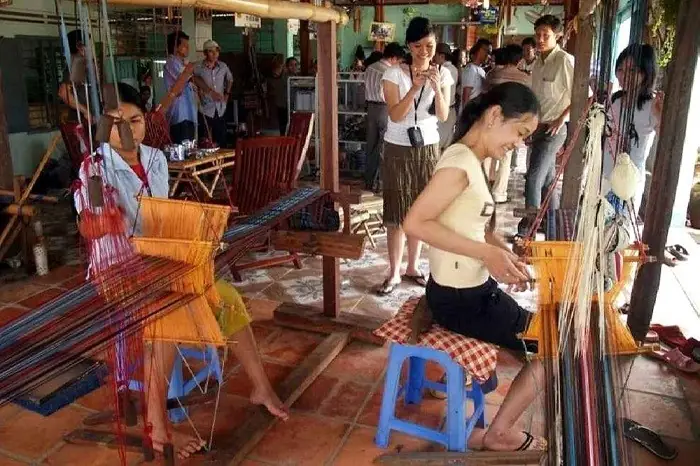 Làng Nghề Truyền Thống Ở An Giang: Khám Phá Bản Sắc Văn Hóa Đặc Sắc