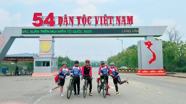 Làng Văn Hóa Các Dân Tộc Việt Nam: Cẩm Nang Du Lịch Toàn Diện 2026