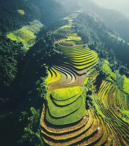 Lao Chải Tả Van Có Gì? Cẩm Nang Khám Phá Bản Làng Hoang Sơ Tây Bắc Lao Chải Tả Van Có Gì? Cẩm Nang Khám Phá Bản Làng Hoang Sơ Tây Bắc