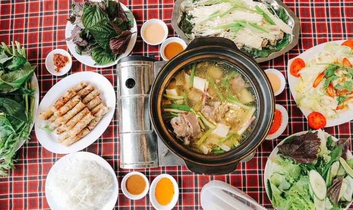 Đánh Giá Lẩu Bò Ba Toa Đà Lạt – Hương Vị Gốc, Giá Hợp Lý
