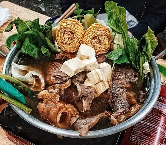 Đánh Giá Lẩu Bò Ba Toa Đà Lạt – Hương Vị Gốc, Giá Hợp Lý