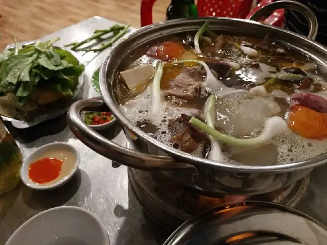 Lẩu Bò Củ Chi Nha Trang: Nét Độc Đáo Trong Ẩm Thực Biển