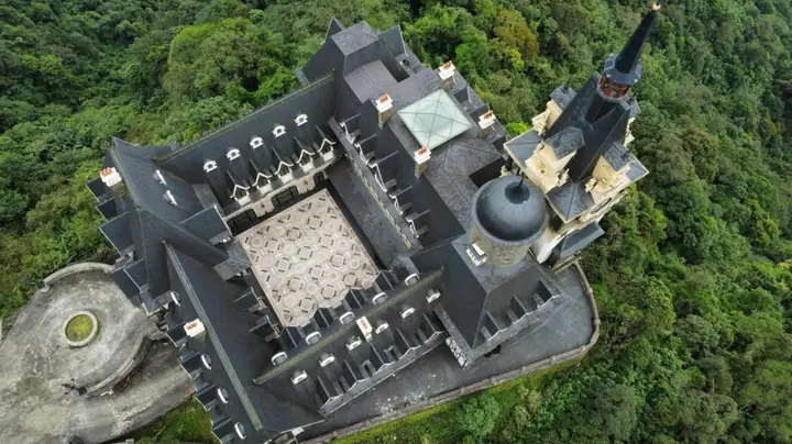 Khám Phá Lịch Sử Và Kiến Trúc Lâu Đài Tam Đảo Cho Du Khách Khám Phá Lịch Sử Và Kiến Trúc Lâu Đài Tam Đảo Cho Du Khách