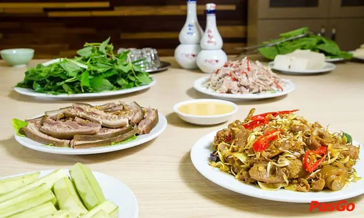 Lẩu Dê Nhất Ly 1/167 Tây Sơn: Tiện Ích, Ưu Đãi