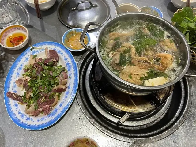Top 5 Quán Lẩu Dê Tràng An Quận 12 Ngon, Bổ Rẻ, Đáng Thử Nhất Top 5 Quán Lẩu Dê Tràng An Quận 12 Ngon, Bổ Rẻ, Đáng Thử Nhất