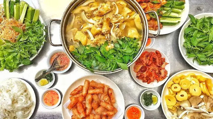 Lẩu Gà Lá É Gò Vấp: Top 5 Quán Ăn Ngon Nhất Đáng Thử Tại Quảng Ngãi