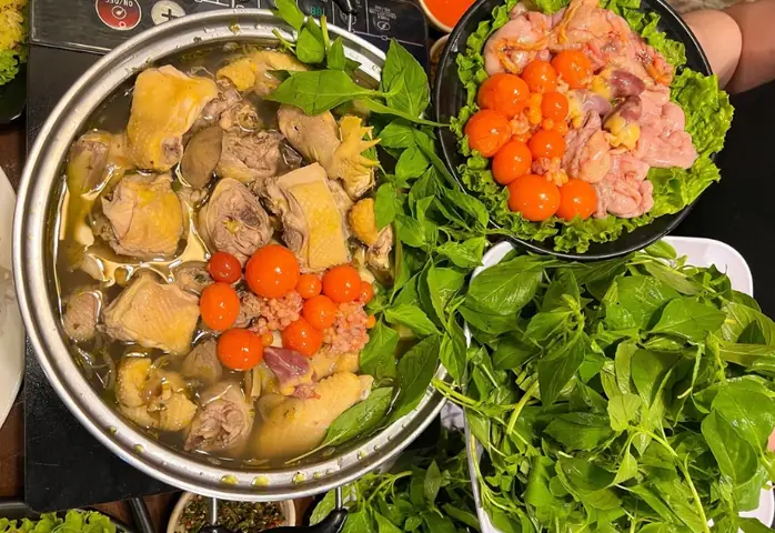 Top 10 Quán Lẩu Gà Lá É Ngon Nhất Hà Nội Không Thể Bỏ Lỡ