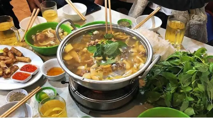 Khám Phá Lẩu Gà Lá É Thúy Hiếu – Địa Chỉ Ăn Ngon Đà Lạt