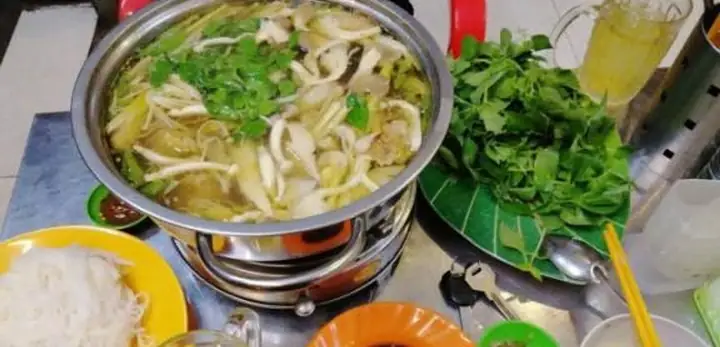 Đánh Giá Chi Tiết Các Quán Lẩu Gà Lá É Tại Tp.hcm