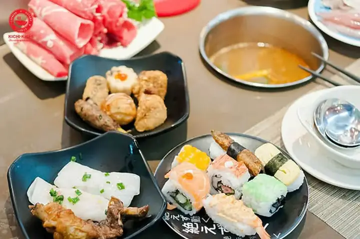 Đánh Giá Chi Tiết Nhà Hàng Lẩu Kichi Kichi Vincom Bà Triệu: Trải Nghiệm Lẩu Băng Chuyền Kiểu Nhật Giá Tốt Tại Trung Tâm Hà Nội