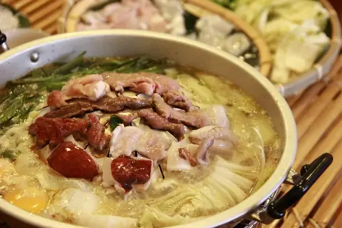 Review Lẩu Nướng Hải Sản Làng Gò: Trải Nghiệm Ẩm Thực Đậm Chất Miền Tây Tại Trung Tâm Tp.hcm