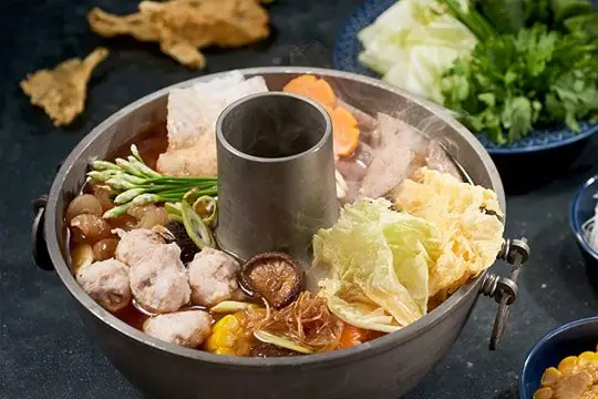 Lẩu Tả Pí Lù Là Gì? Khám Phá Nguồn Gốc, Đặc Điểm Và Cách Thưởng Thức Món Ăn Đặc Sắc Lẩu Tả Pí Lù Là Gì? Khám Phá Nguồn Gốc, Đặc Điểm Và Cách Thưởng Thức Món Ăn Đặc Sắc