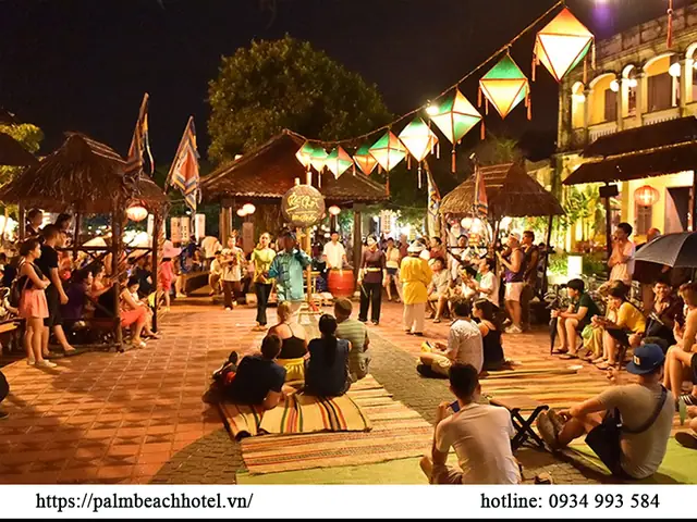 Lễ Hội Bài Chòi Phú Yên: Khám Phá Di Sản Văn Hóa Phi Vật Thể Độc Nhất Lễ Hội Bài Chòi Phú Yên: Khám Phá Di Sản Văn Hóa Phi Vật Thể Độc Nhất
