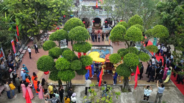 Lễ Hội Chùa Bà Nước Mặn Là Gì? Ý Nghĩa Và Lịch Trình Diễn Ra Lễ Hội Chùa Bà Nước Mặn Là Gì? Ý Nghĩa Và Lịch Trình Diễn Ra