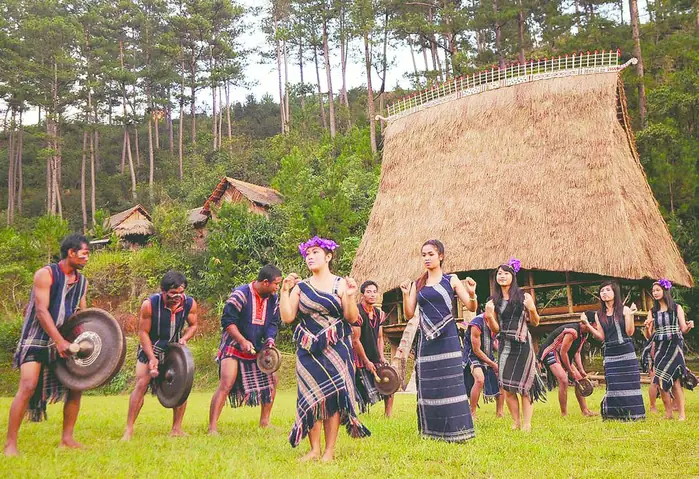 Lễ Hội Cồng Chiêng Tây Nguyên - Di Sản Phi Vật Thể Và Giá Trị Văn Hóa