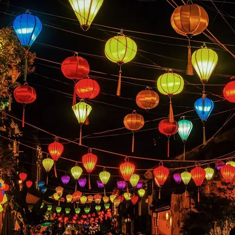 Lễ Hội Đèn Lồng Hội An: Thời Gian & Trải Nghiệm Độc Đáo Lễ Hội Đèn Lồng Hội An: Thời Gian & Trải Nghiệm Độc Đáo