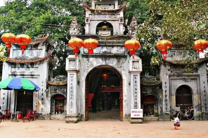 Lễ Hội Đền Mẫu Hưng Yên: Cẩm Nang Trải Nghiệm Văn Hóa Tâm Linh Đậm Đặc