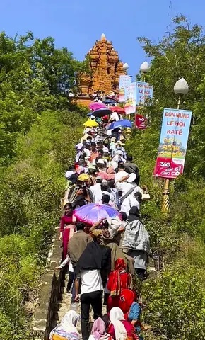 Lễ Hội Katê Ninh Thuận: Cẩm Nang Trải Nghiệm Văn Hóa Chăm Đặc Sắc