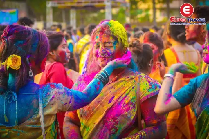 Lễ Hội Sắc Màu Ấn Độ (holi): Hướng Dẫn Trải Nghiệm Và Ý Nghĩa Văn Hóa