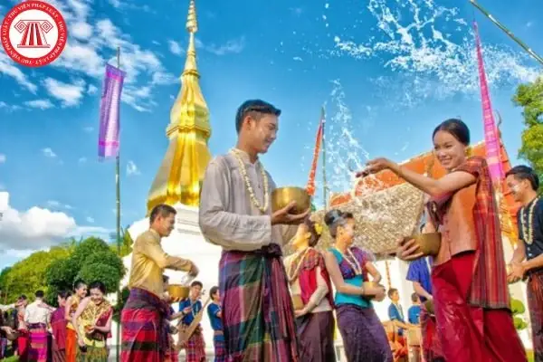 Lễ Hội Té Nước Songkran Thái Lan: Cẩm Nang Trải Nghiệm Đầy Đủ Cho Người Mới