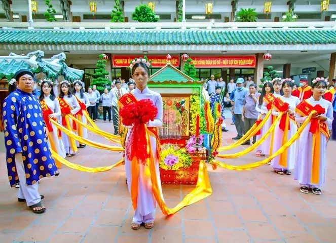 Khám Phá Lễ Hội Vía Bà Chúa Xứ Núi Sam – Di Sản Văn Hoá Phi Vật Thể Khám Phá Lễ Hội Vía Bà Chúa Xứ Núi Sam – Di Sản Văn Hoá Phi Vật Thể