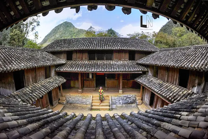 Lịch Sử Dinh Thự Nhà Vương: Hành Trình Từ Cung Đình Đế Chế Đến Di Sản Văn Hóa