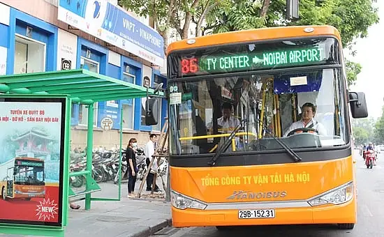 Cẩm Nang Xe Buýt Hà Nội Mới Nhất: Bảng Lộ Trình Chi Tiết Và Mẹo Di Chuyển Thông Minh