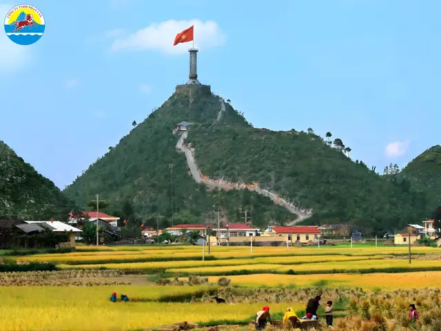 Khám Phá Lũng Cú – Điểm Cực Bắc Việt Nam Và Cột Cờ Biểu Tượng