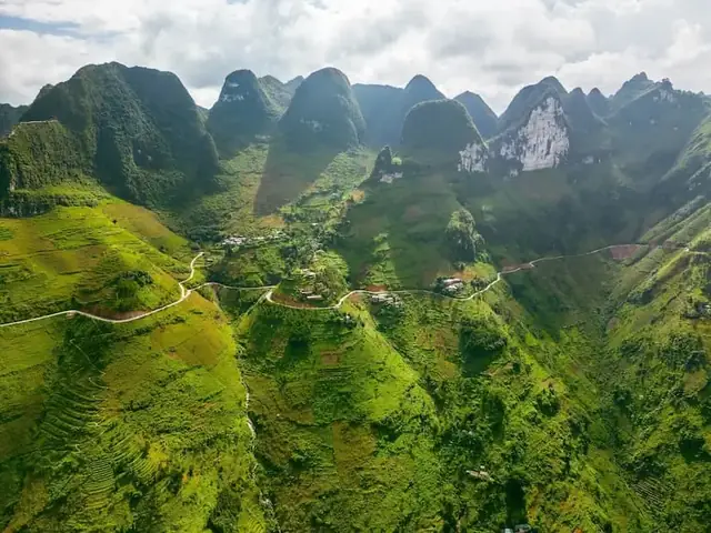 Khám Phá Đèo Mã Pì Lèng & Sông Nho Quế – Hướng Dẫn Hà Giang