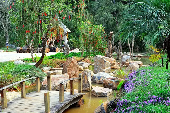 Ma Rừng Lữ Quán Đà Lạt: Kinh Nghiệm, Giá Vé & Review