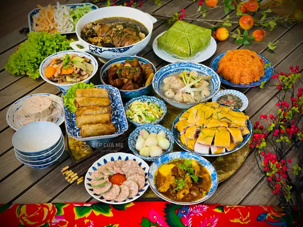 Cẩm Nang Mâm Cỗ Ngày Tết Cổ Truyền Việt Nam: Từ Truyền Thống Đến Biến Tấu Hiện Đại