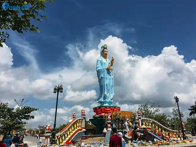 Mẹ Nam Hải Ở Tỉnh Nào? Khám Phá Phật Đài Quan Âm Bạc Liêu Mẹ Nam Hải Ở Tỉnh Nào? Khám Phá Phật Đài Quan Âm Bạc Liêu