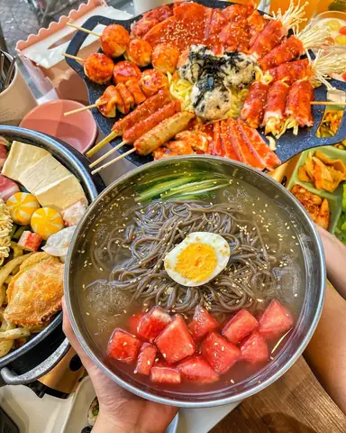 Mì Lạnh Hàn Quốc Hà Nội: Địa Chỉ, Giá Và Cách Thưởng Thức