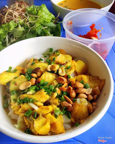 Review Chi Tiết Quán Mì Quảng Bà Vị Hà Nội: Thử Thách Chất Lượng Giữa Lòng Thủ Đô