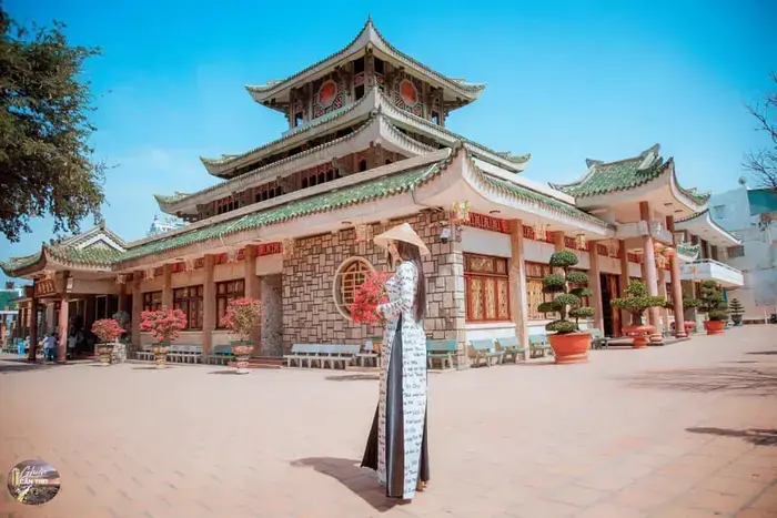 Miếu Bà Chúa Xứ An Giang: Cẩm Nang Khám Phá Điểm Tâm Linh Trứ Danh