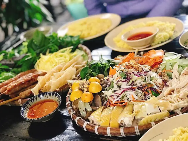 Khám Phá 20 Món Ăn Đặc Sản Phú Yên Hấp Dẫn Cho Du Khách