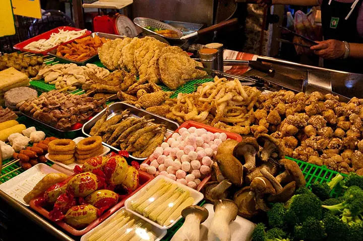 Khám Phá 15 Món Ăn Đường Phố Hàn Quốc Cho Thực Khách Việt