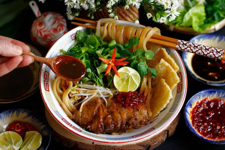 15 Món Ăn Đường Phố Việt Nam Ngon Nổi Tiếng Nhất