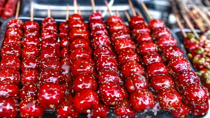 15 Món Ăn Nổi Tiếng Trung Quốc Không Thể Bỏ Lỡ Khi Du Lịch 15 Món Ăn Nổi Tiếng Trung Quốc Không Thể Bỏ Lỡ Khi Du Lịch