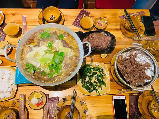 Khám Phá Thắng Cố Sapa: 7 Quán Ngon, Giá Hợp Lý Cho Du Khách