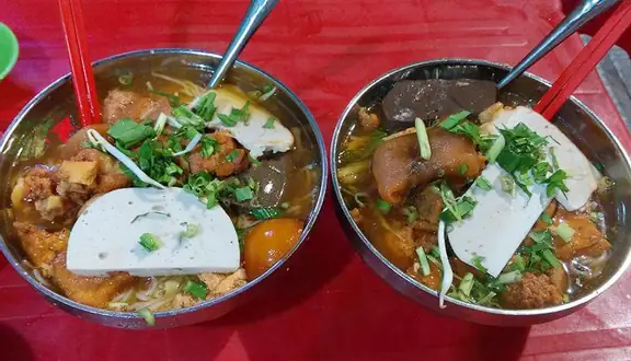 Đánh Giá Top 10 Món Ngon Quận 6 Hậu Giang: Cẩm Nang Ẩm Thực Sài Gòn Cho Thực Khách Thông Thái