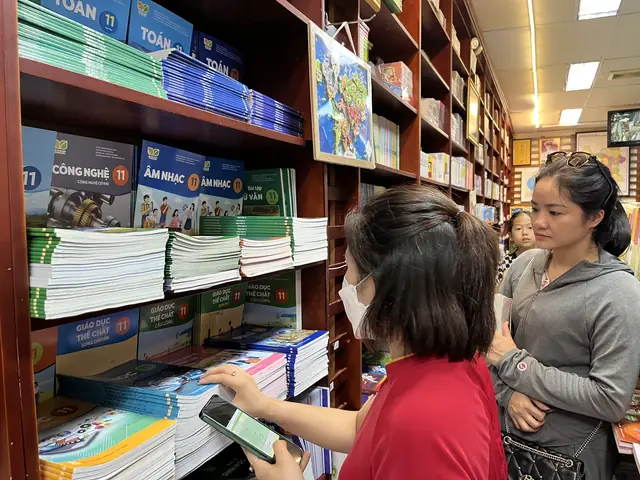 Hướng Dẫn Mua Sách Giáo Khoa Chính Hãng Nhanh Chóng, Uy Tín Cho Mọi Lớp Hướng Dẫn Mua Sách Giáo Khoa Chính Hãng Nhanh Chóng, Uy Tín Cho Mọi Lớp
