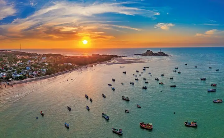 Khám Phá 12 Địa Điểm Du Lịch Ven Biển Mũi Né Cho Kỳ Nghỉ Hoàn Hảo Khám Phá 12 Địa Điểm Du Lịch Ven Biển Mũi Né Cho Kỳ Nghỉ Hoàn Hảo