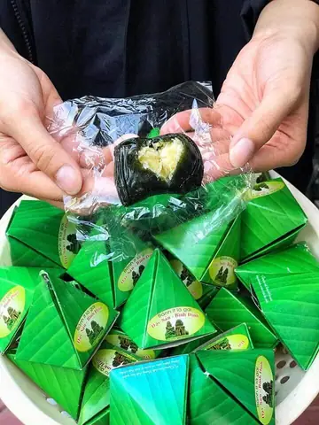 Bánh Ít Lá Gai Bình Định: Review Chân Thực Từ Nguyên Liệu Đến Trải Nghiệm